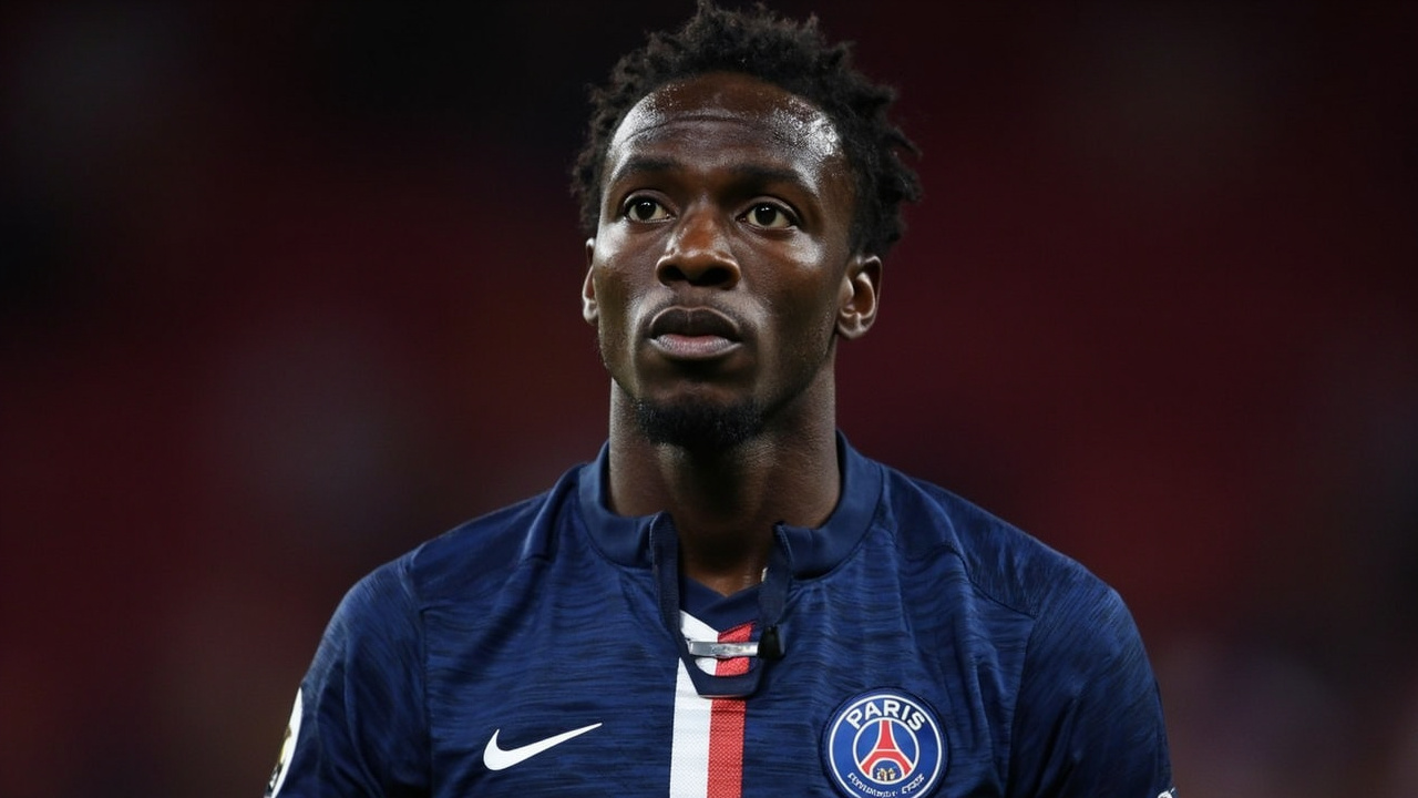 Pemenang Ballon d'Or Osumane Dembélé kembali ke skuat PSG untuk Liga Champions setelah cedera h
