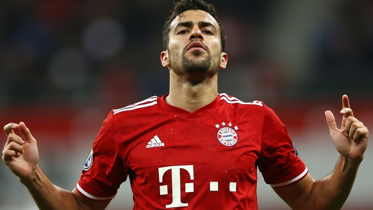 Bayern Munich Clinches Another Bundesliga Title with Win Over Stuttgart