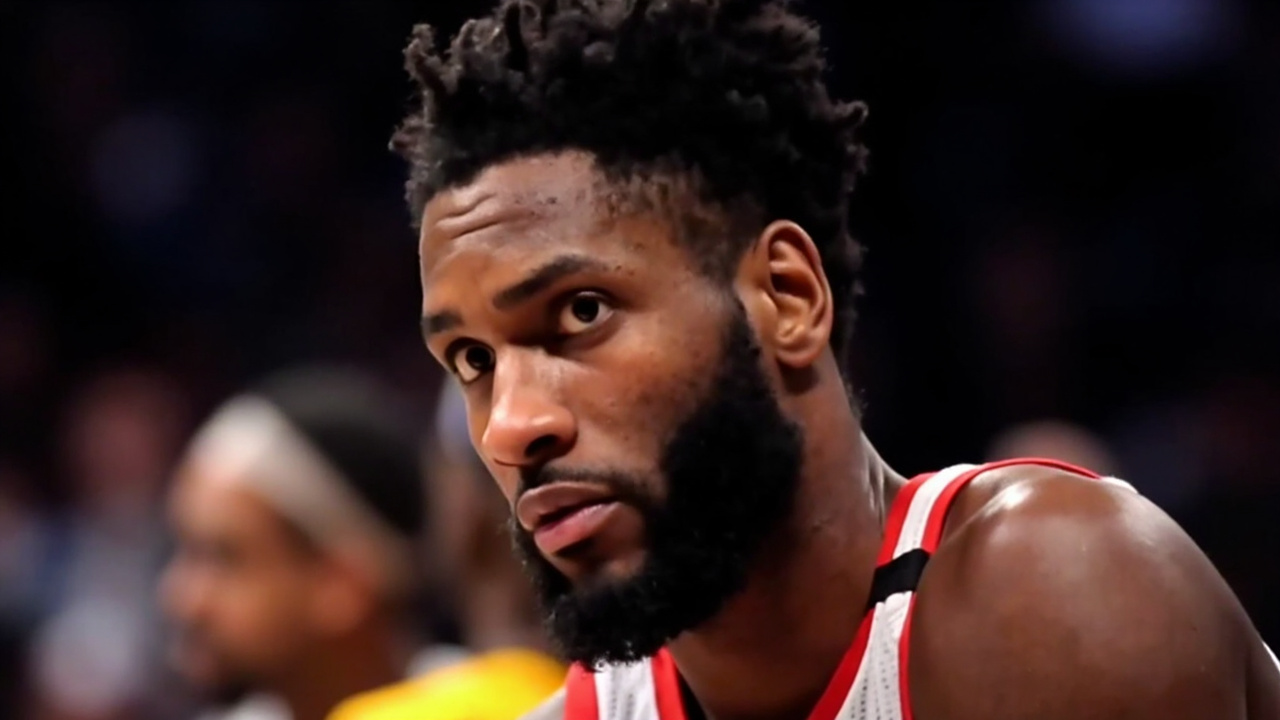 Knicks Center Mitchell Robinson Out With Broken Finger Ahead of NBA Finals