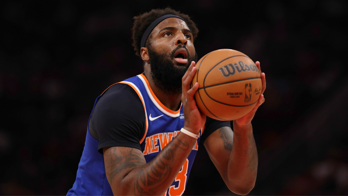 Rick Barry to Mitchell Robinson: Switch to Underhand Free Throws After Finger Injury