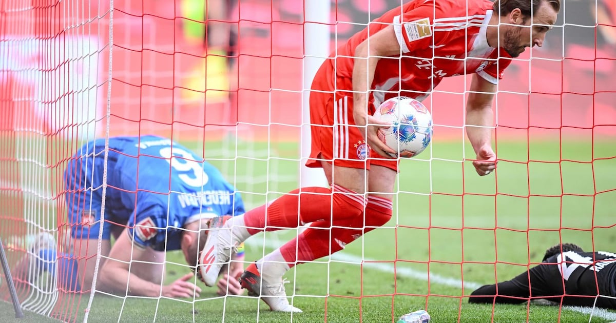 Bayern Munich salvages 3-3 draw at last-place Heidenheim with last-kick equalizer ahead of PSG visit