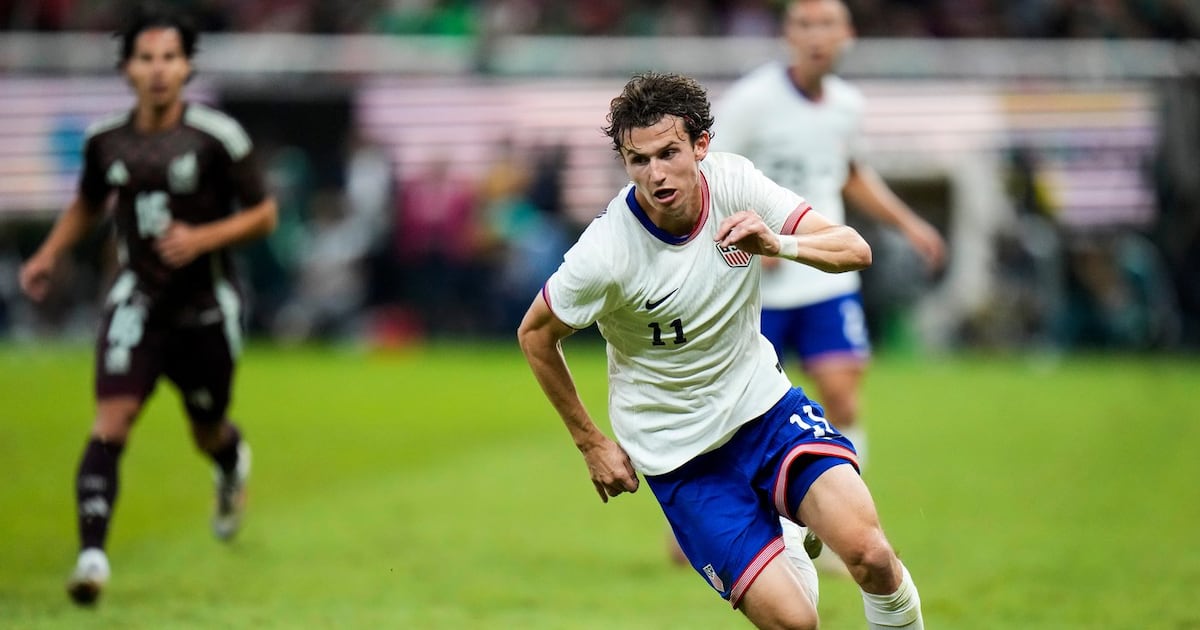 US Midfielder Brenden Aaronson Gets One-Day Leave From World Cup Training for Wedding
