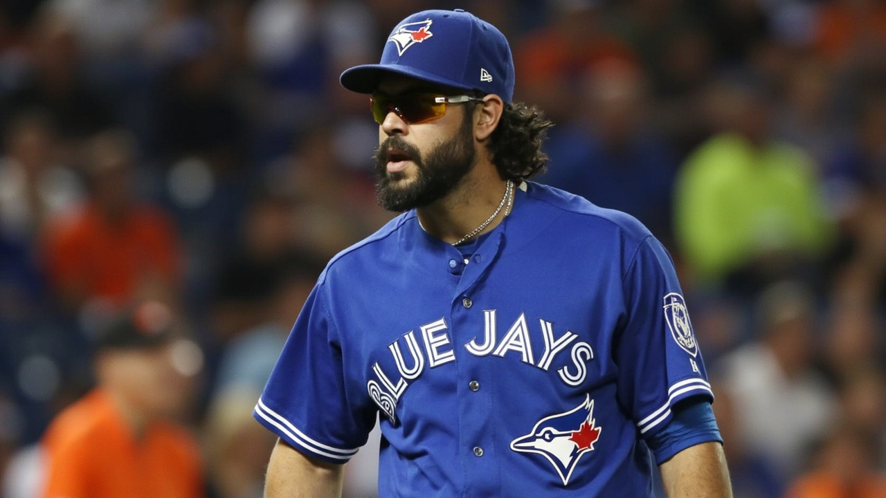 Blue Jays OF Jesús Sánchez exits game vs. Orioles after being hit by ball thrown from stands