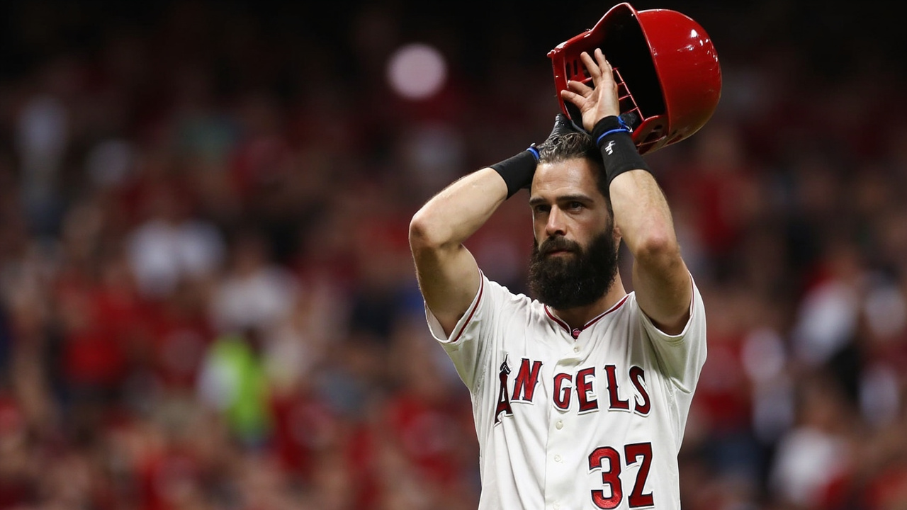 Jo Adell homer allowed after ball hits his head at Angel Stadium