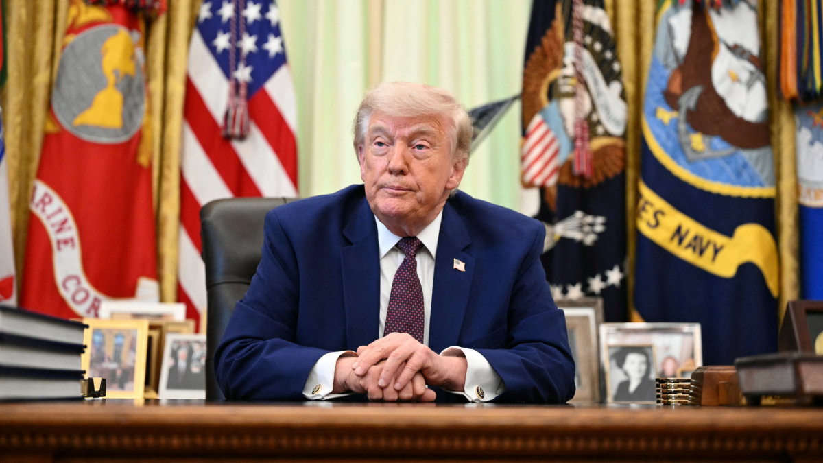 Trump compares MLB to football, argues salary cap necessary as league collective bargaining expires